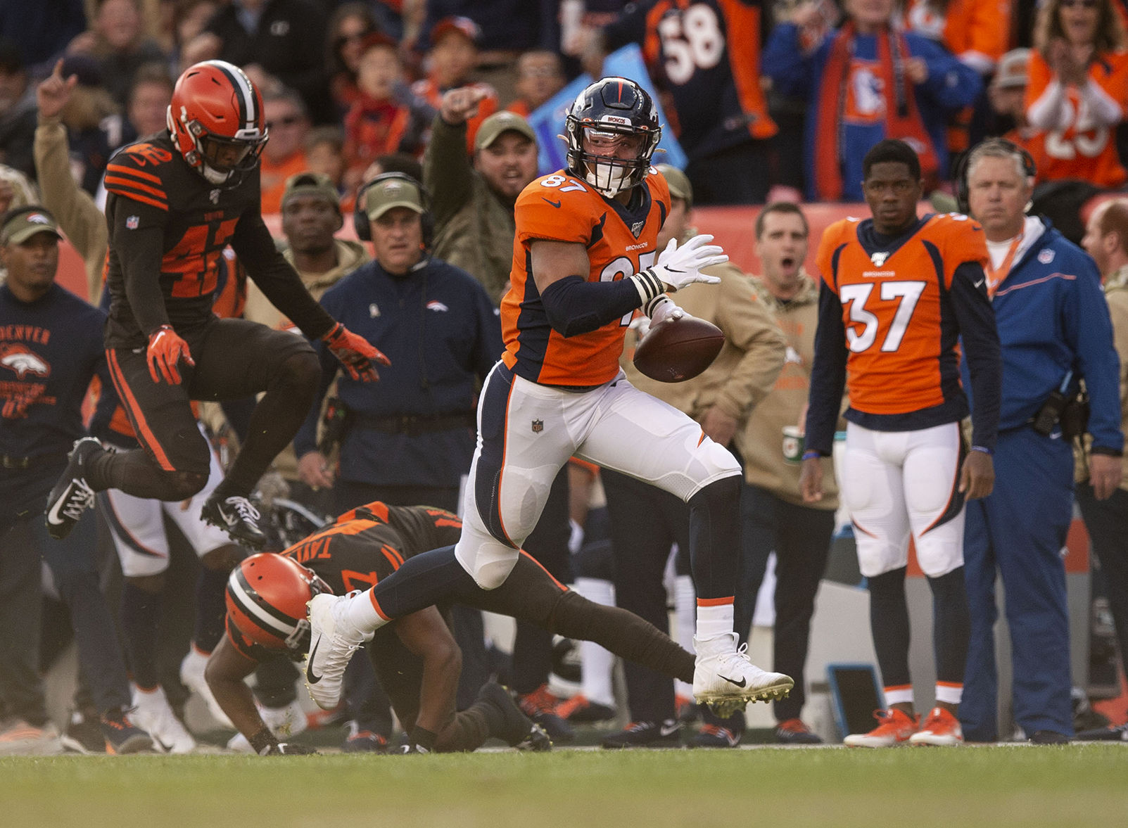 110419-s-broncosvs.browns 32.jpg
